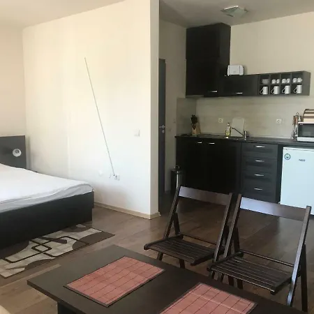 Royal Towers Nadezhda Apartmán